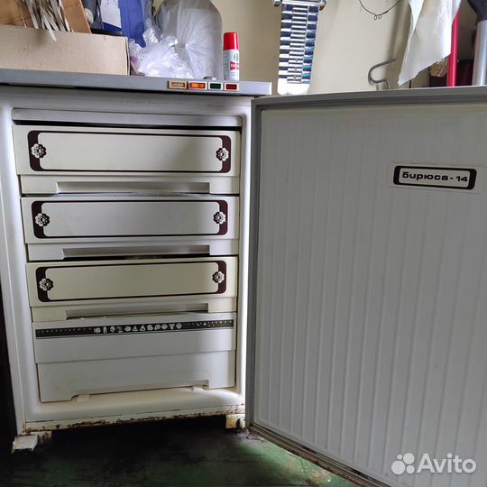 Морозильная камера бирюса 14