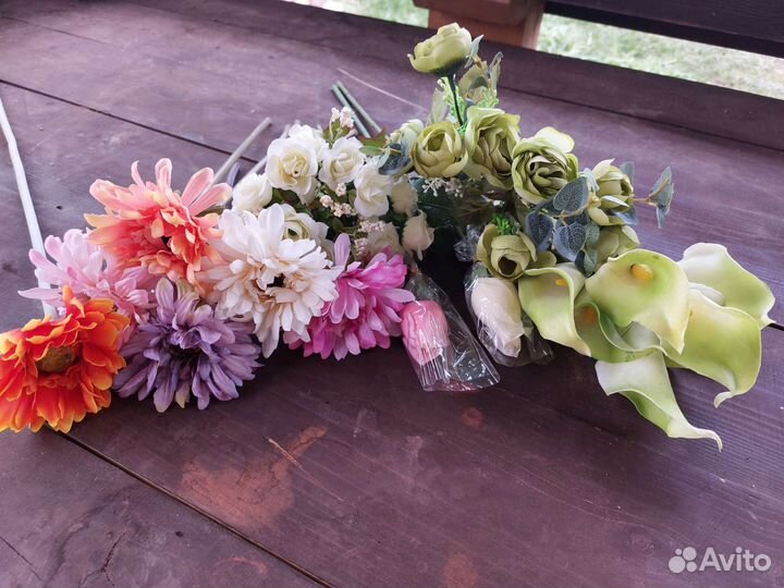 Искусственные цветы, букеты