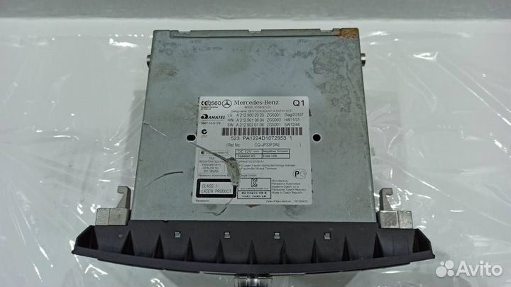 Команд Мерседес C207 E