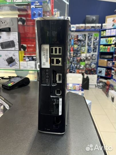 Xbox 360 250gb 2 геймпада