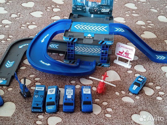 Трек с машинками