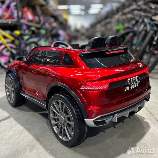 Электромобиль Ауди новый