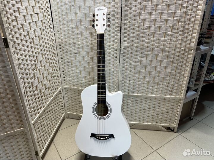 Гитара для обучения с комплектом