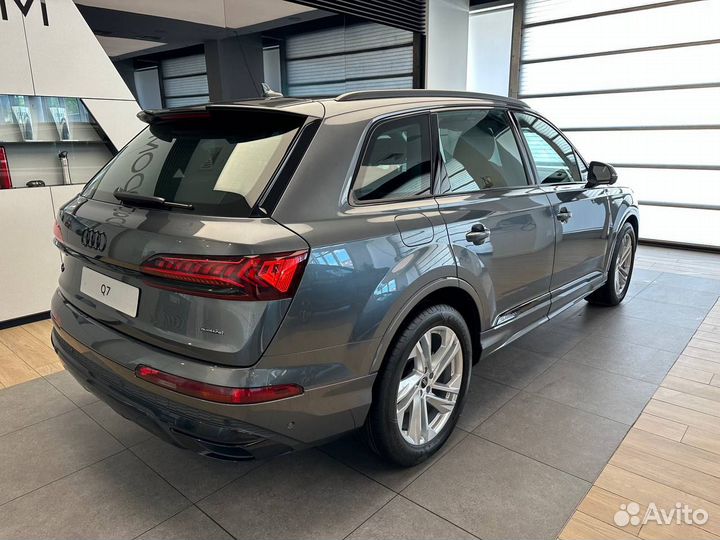 Audi Q7 2.0 AT, 2024