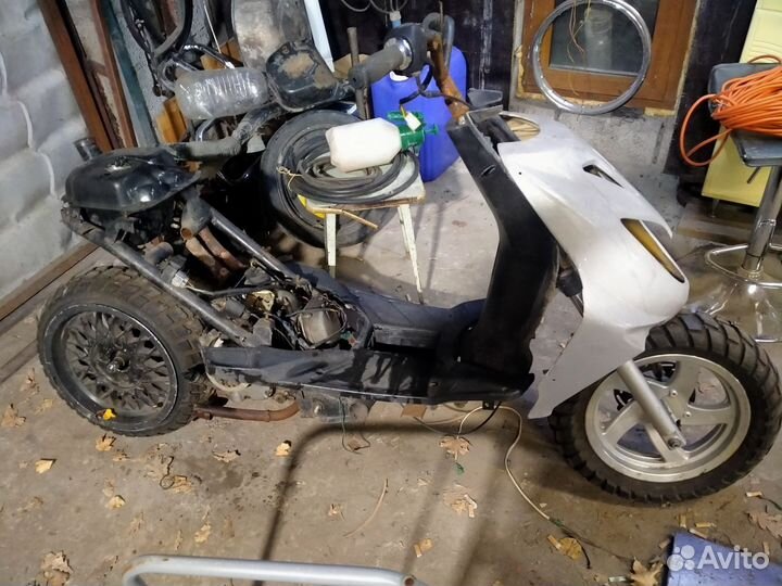 Запчасти на скутер