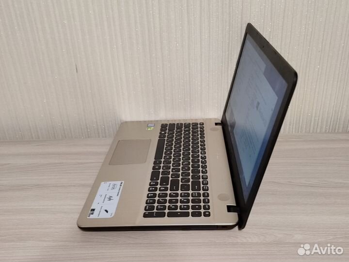 Игровой ноутбук asus i5/NVidia-2Gb/SSD240Gb/15.6