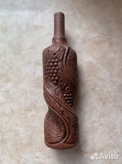 Глиняная бутылка