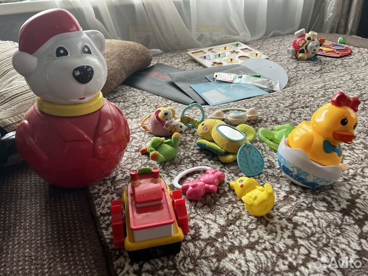 Неваляшка подвески погрумушки развивающие игрушки