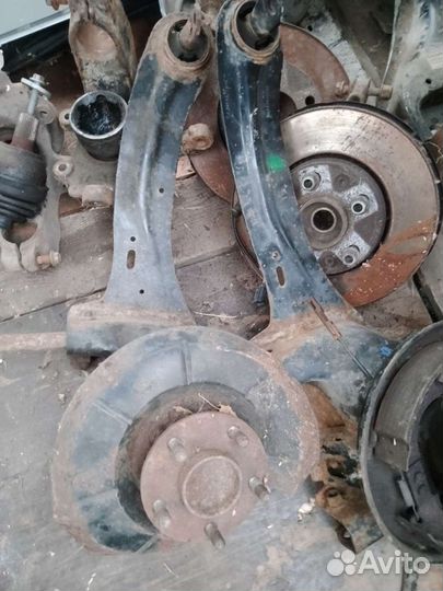 Рычаг задний в сборе левый Ford Focus 2