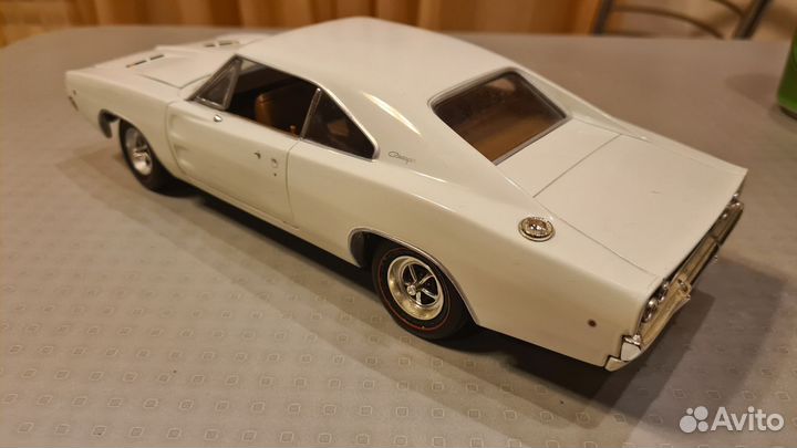 Коллекционная модель 1/18