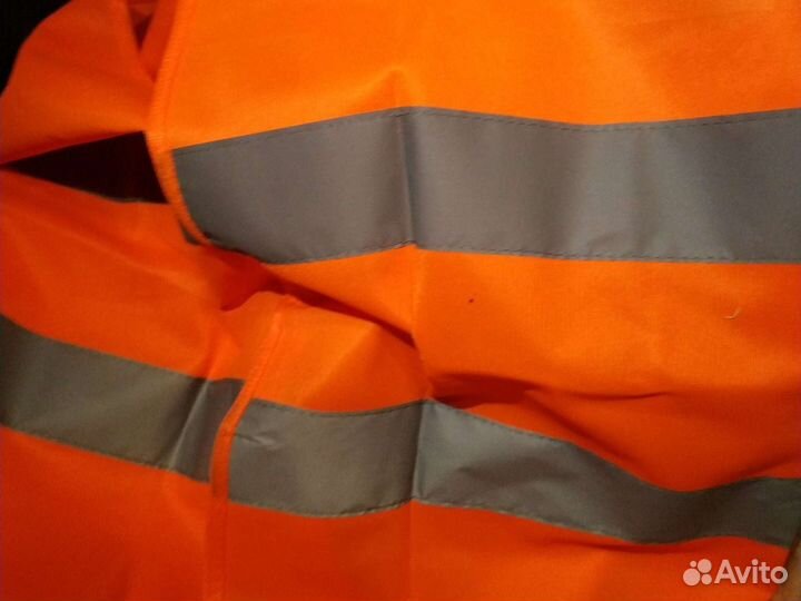 Сигнальный жилет водителя