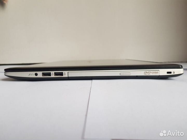 Продам крутой ноутбук asus