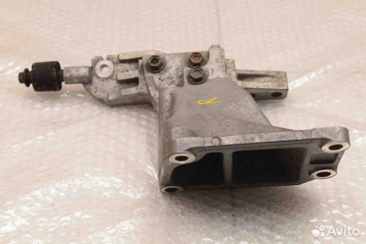 Кронштейн двигателя правый Infiniti EX35 QX50 J50