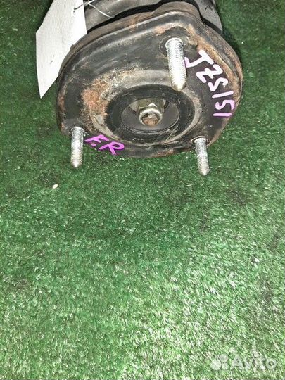 Амортизатор подвески передний Toyota Crown