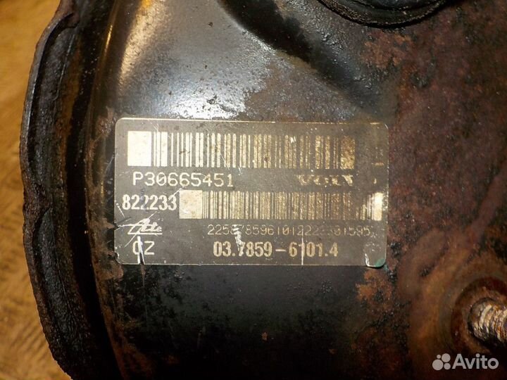 Усилитель тормозов вакуумный Volvo XC90