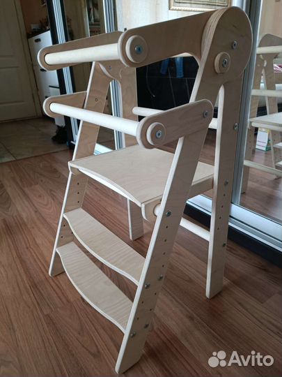 Башня помощника Монтессори