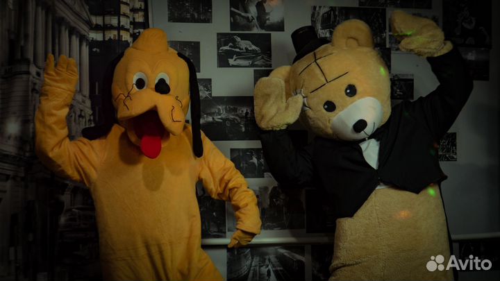 Ростовой мишка Тедди и собака Плуто