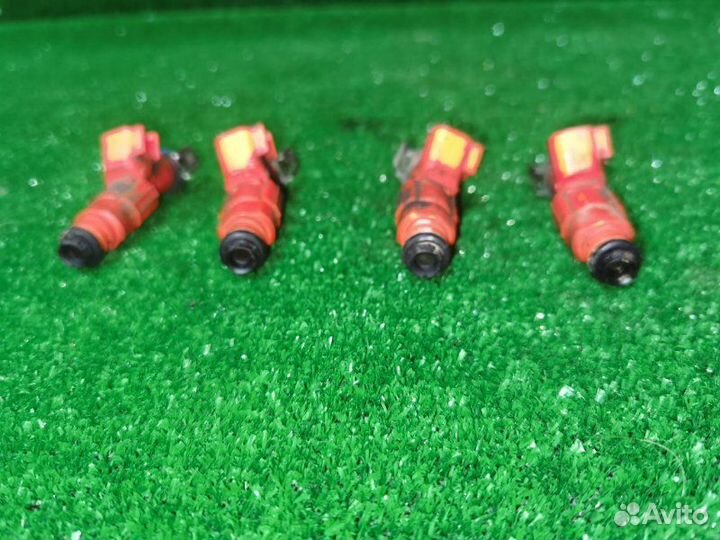 Форсунка топливная Mazda Mpv 2.3 2005