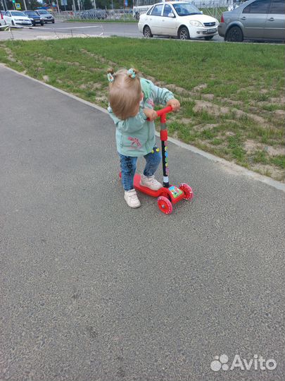 Самокат детский трехколесный