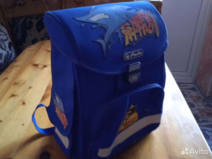 Рюкзак школьный