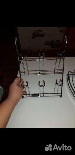 Полочка угловая для кухни