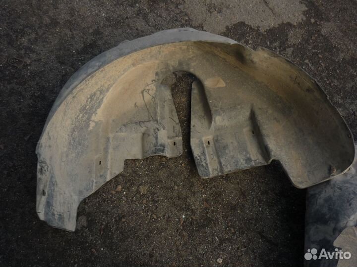 Подкрылок задний Фольцваген Пассат Б5