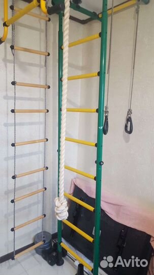 Детская шведская стенка с турником