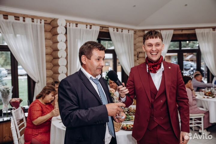 Поющий ведущий