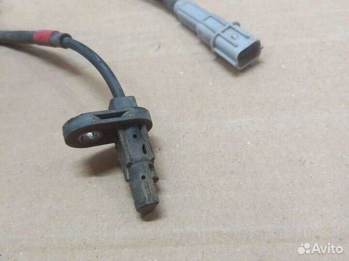 Датчик абс передний правый Hyundai Solaris 2 HC