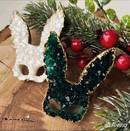 Новогодние игрушки на елку