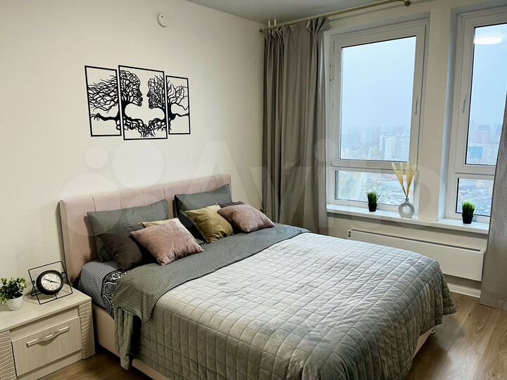 2-к. квартира, 55 м², 30/33 эт.