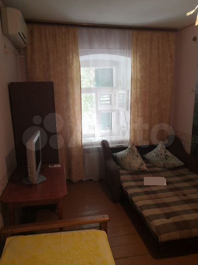 Комната 12 м² в 2-к., 1/1 эт.