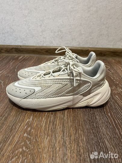 Кроссовки adidas ozelia. Оригинальные