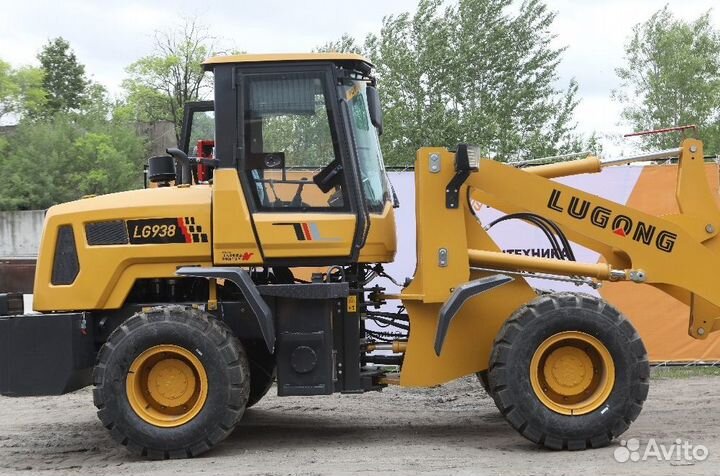 Фронтальный погрузчик LuGong LG 938, 2023
