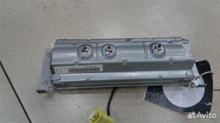 Подушка безопасности пассажирская в торпедо Nissa