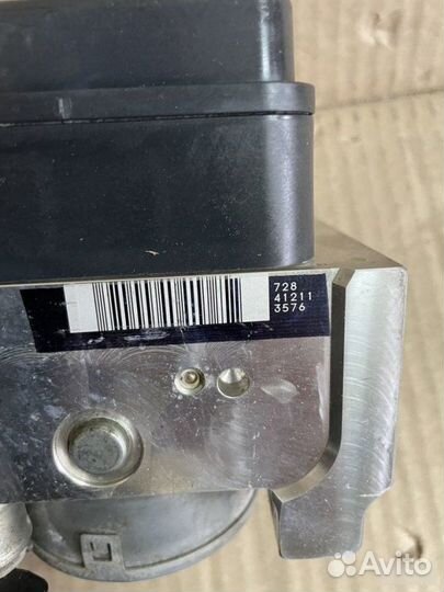 Блок ABS Toyota Hilux 7