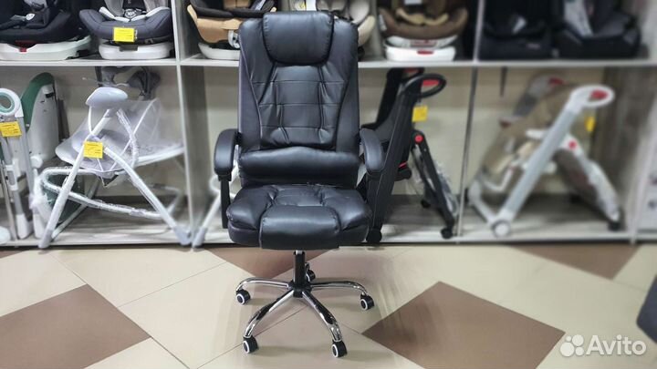 Кресло офисное черное