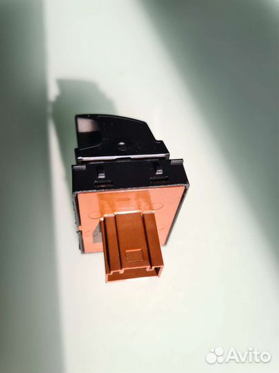 Кнопки стеклоподьемника Skoda Octavia/Fabia/Yeti