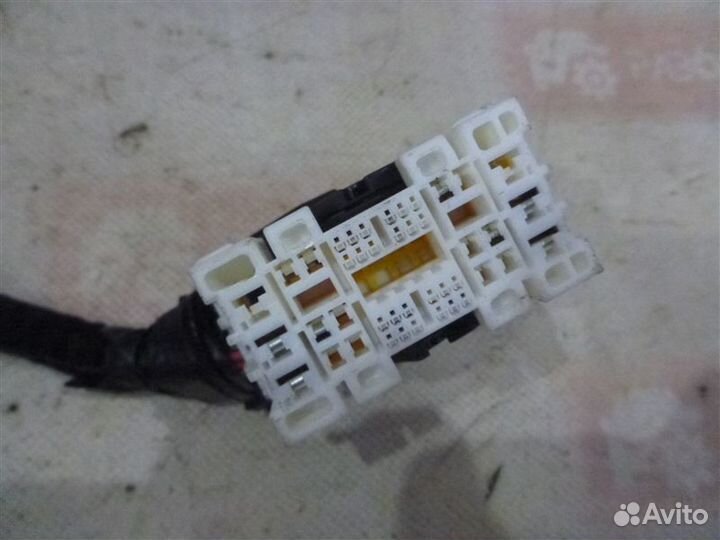 Проводка салона Hyundai Solaris RB G4FA 2011