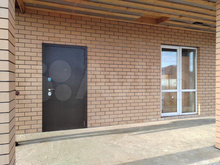 Дом 170 м² на участке 6 сот.