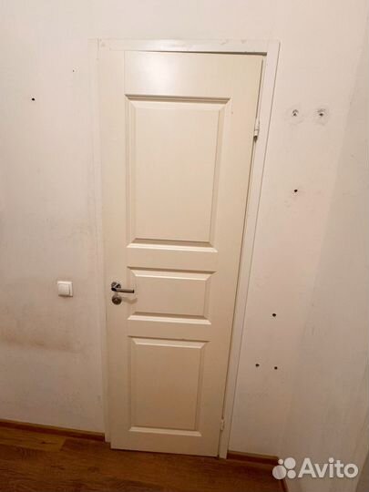 Двери белые финские с фурнитурой