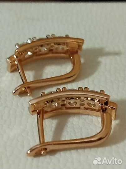 Золотые серьги и кольцо с натур циркония 585 RG