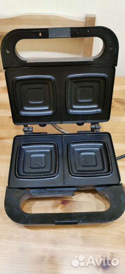 Вафельница Melissa