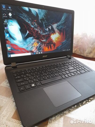 Ноутбук асер в отличном состоянии