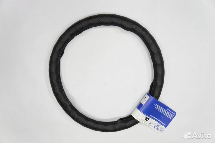 Оплетка руля L черная экокожа с перфорацией