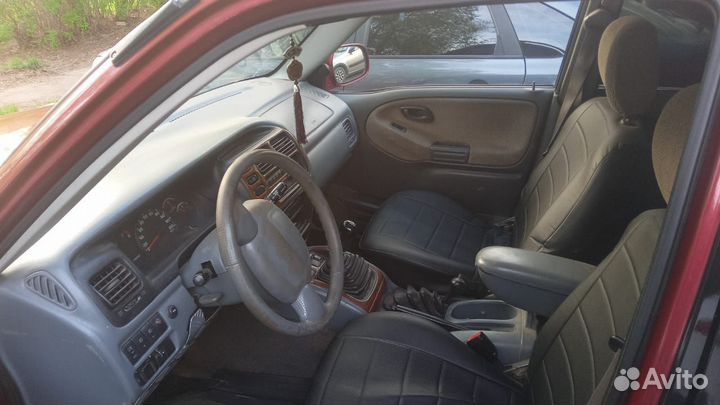 Suzuki Grand Vitara 2.5 МТ, 1999, 111 111 км