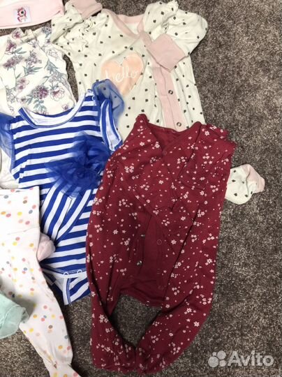 Боди костюм для девочки 0-3 мес пакетом
