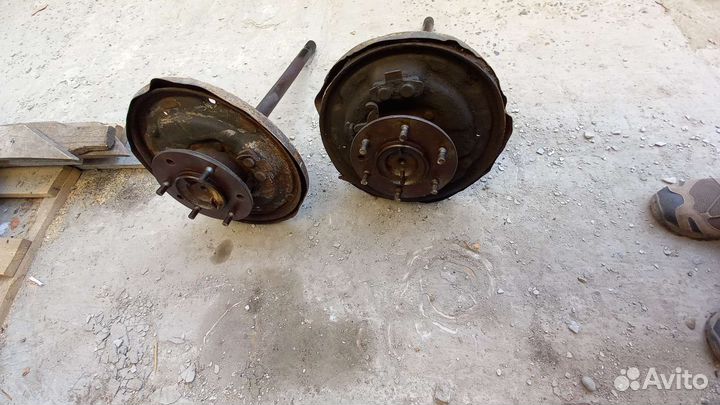 Продам полуось на сурфа LN130