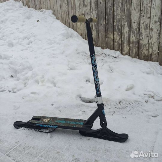 Снегокат самокат трюковый на лыжах blizzard