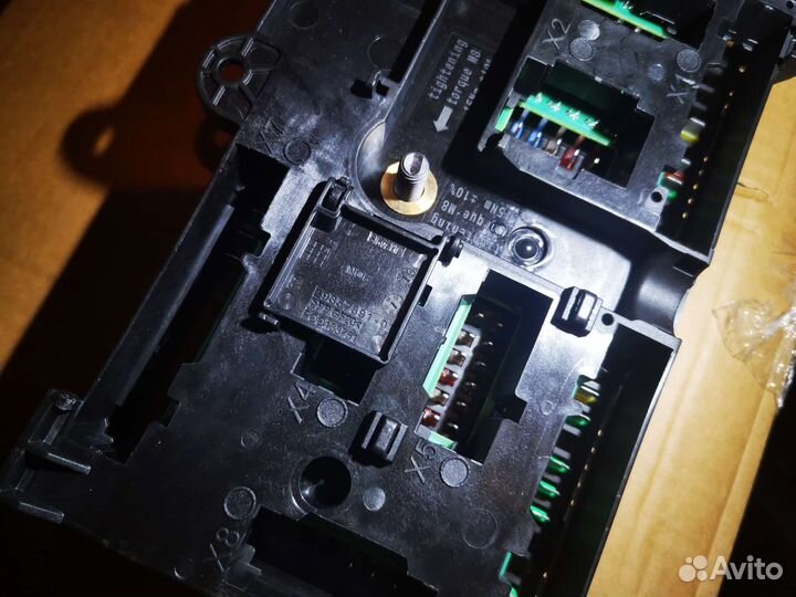 Токораспределительный модуль BMW 61148706213